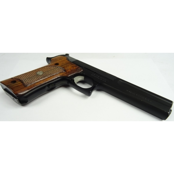 Pistolet Smith&Wesson mod. 422 kal. .22lr
